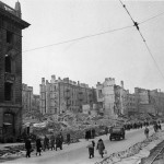 Разрушения на Крещатике, 1944 год