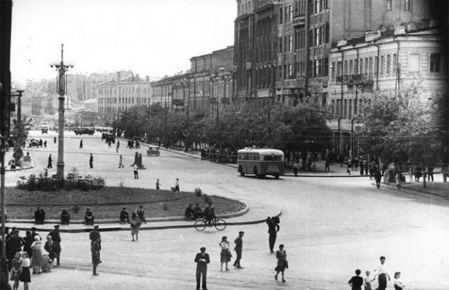 Площадь Сталина (ныне Европейская) в 1947 году