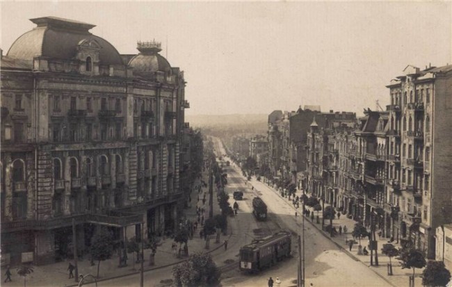 Площадь Льва Толстого, ранее Караваевская в начале 20 века