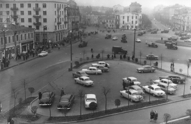 Перекресток Саксаганского и бульвара Шевченко, площадь Победы в 1962 году