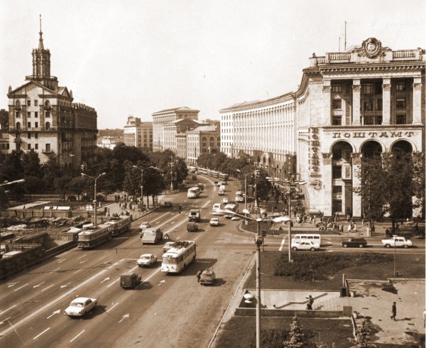 1980-е годы Майдан Майдан в 1980-х годах