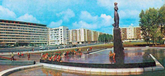Бульвар Леси Украинки в 80-х годах