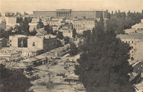 Вид на бульвар Шевченко в 1905 году, в то время Бибиковский