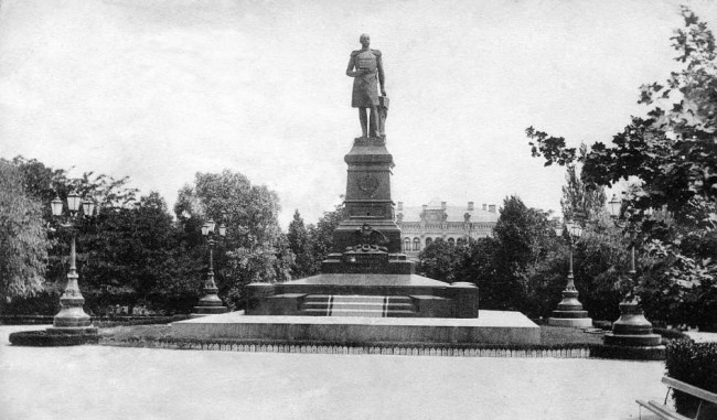 Памятник императору Николаю Первому в 1906 году