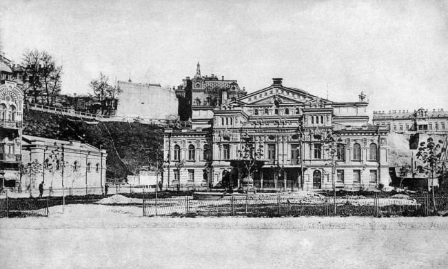 Театр Соловцова (ныне Франко) в 1906 году
