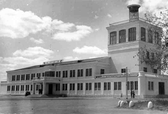 Аэропорт Жуляны в 1950 году