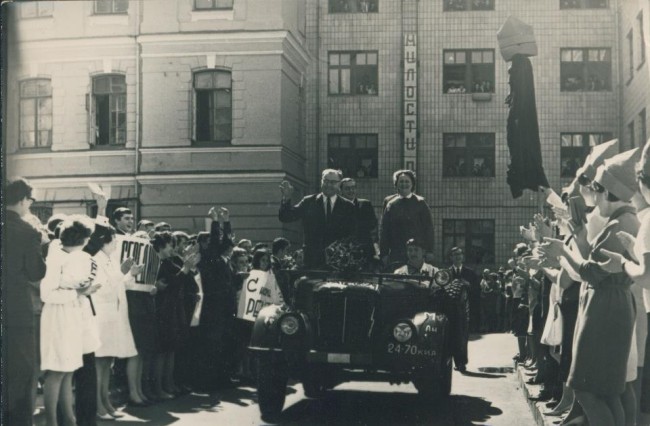 1961 год. На территории университета Шевченко. Фото из архива Ольги Тельпис.