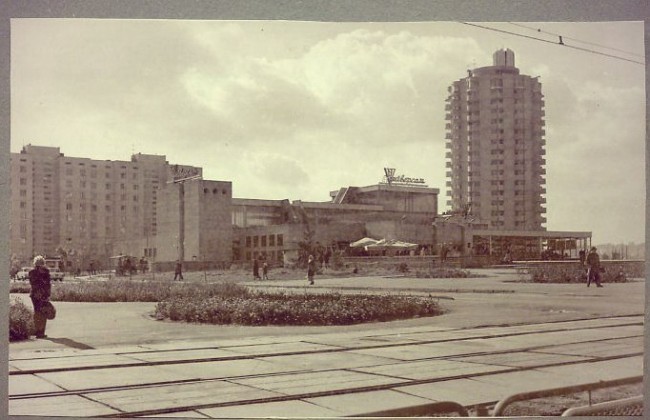 1980-е годы. Универсам на Оболони, район метро Оболонь Оболонь, Киев, фото