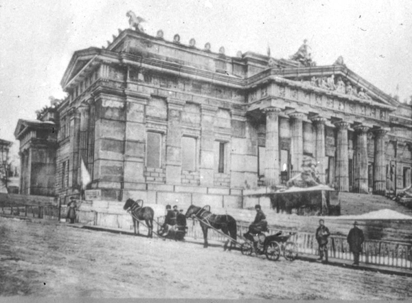 Городской музей антиквариата и искусств на улице Грушевского в 1900 году