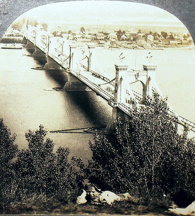 Николаевский мост и мальчик на склоне, объемная картинка, стереопара начала века