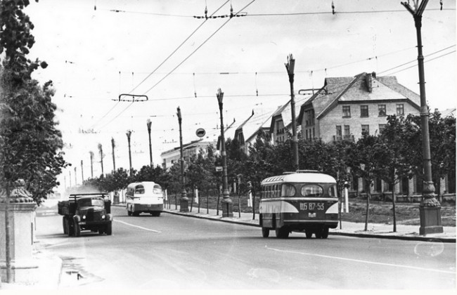 Проспект 40-летия Октября в 1960 году