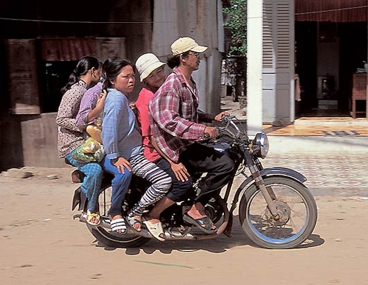 Как разбираются с транспортом во Вьетнаме