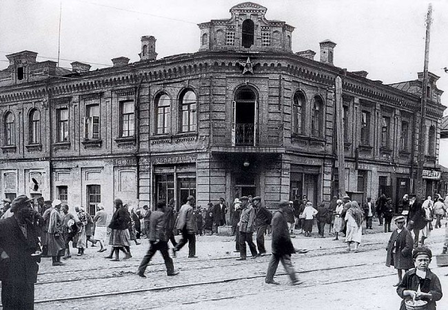 Дмитриевская улица в 30-х годах