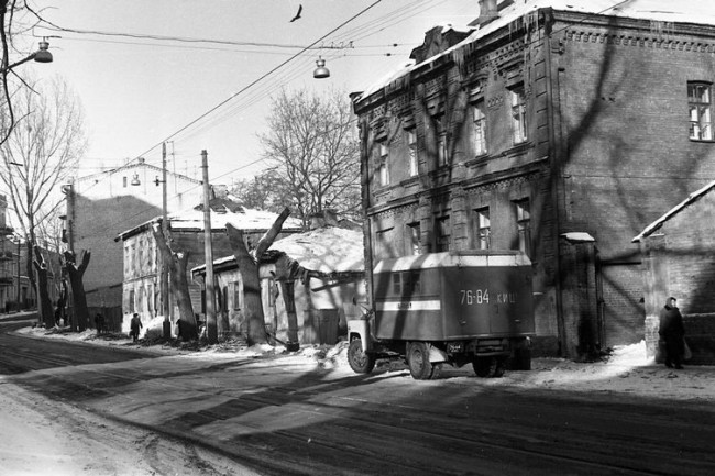 На Дмитриевской в Киеве в 80 годах