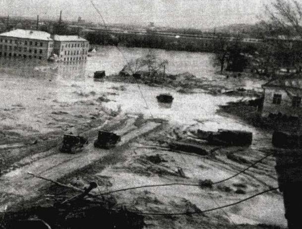Разрушения во время Куреневской трагедии 61 года