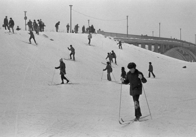 Зима в киевском гидропарке в 78 году