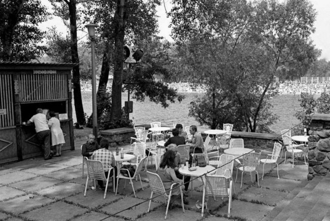 Гидропарк, Киев, летнее кафе