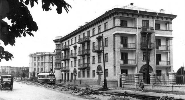 Улица Урицкого в 1954 году