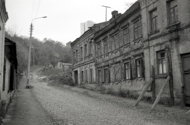1980-е годы Вознесенский спуск (Смирнова-Ласточкина) Смирнова-Ласточкина улица в 80-е годы, Киев, Подол