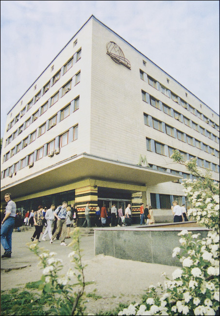 Станция метро Политехнический институт