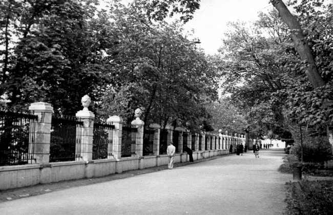 Мариинский парк в Киеве в 58 году