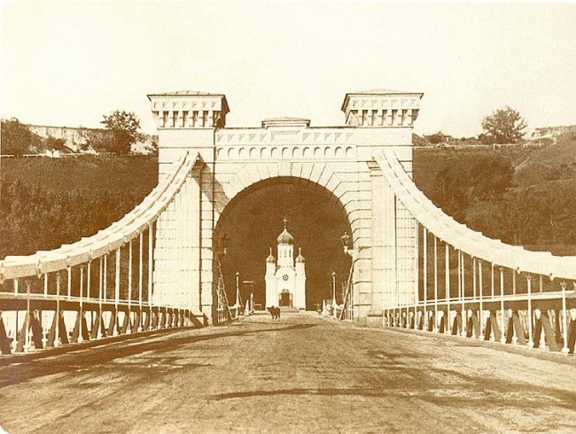 1900-е год. На Николаевском цепном мосту