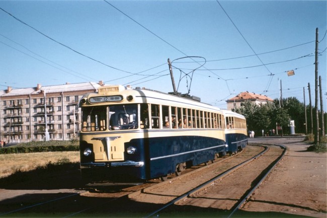 Трамвай на площади Шевченко в 59 году