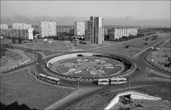 Станция метро Героев Днепра в 80-х