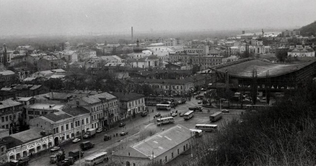 Вид на Житний рынок в 80-х годах