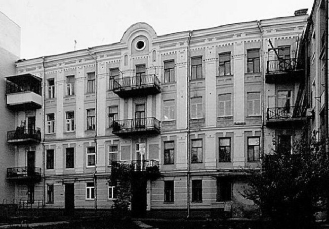 1980-е годы. Межигорская улица, 5