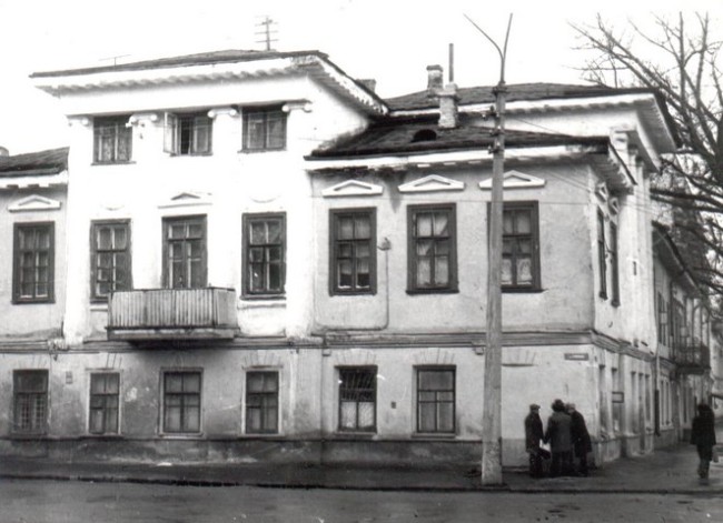 Набережно-Крещатицкая улица в 80-х годах