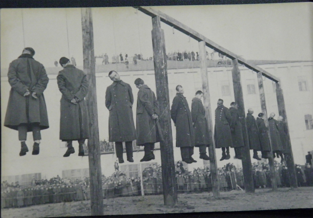 Повешение немецких пленных в 46 году в Киеве