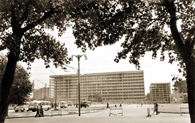Бывшая площадь Брежнева в 60-х годах